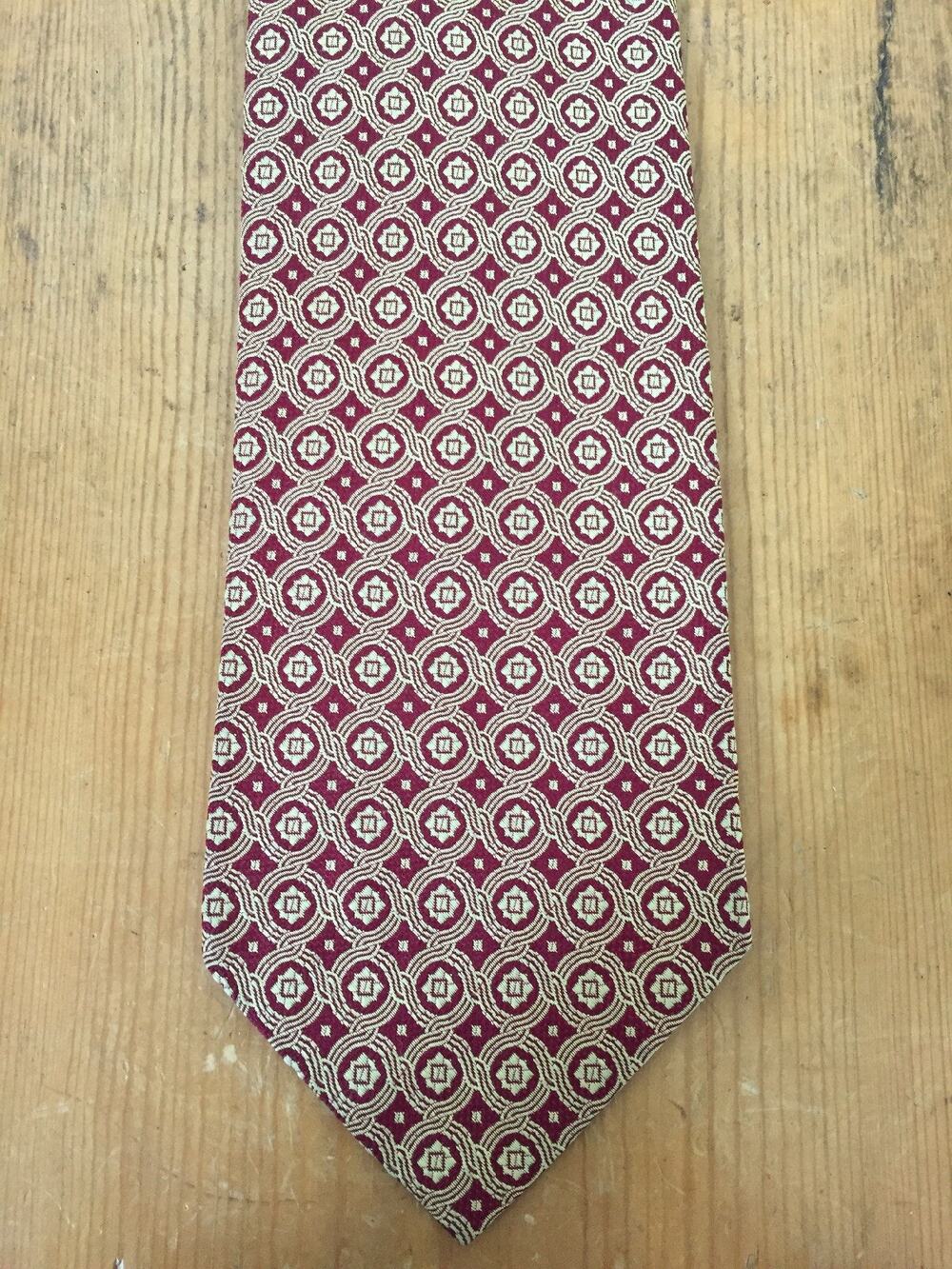 Vintage 70s Gimbels Mens Store 100% Silk Geometric Patterned Diamond Tie 4" Wide